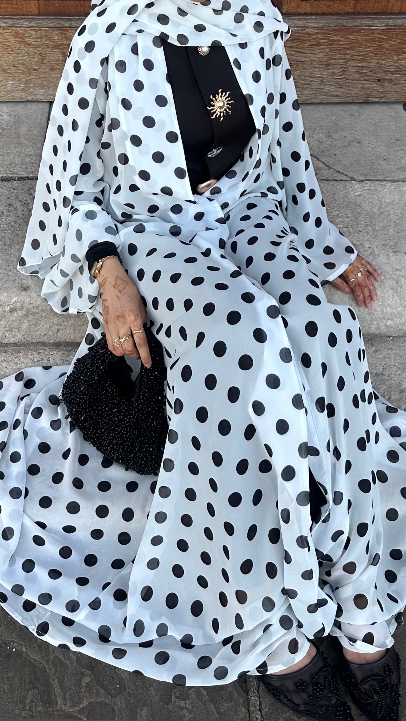 Mina Dot Abaya