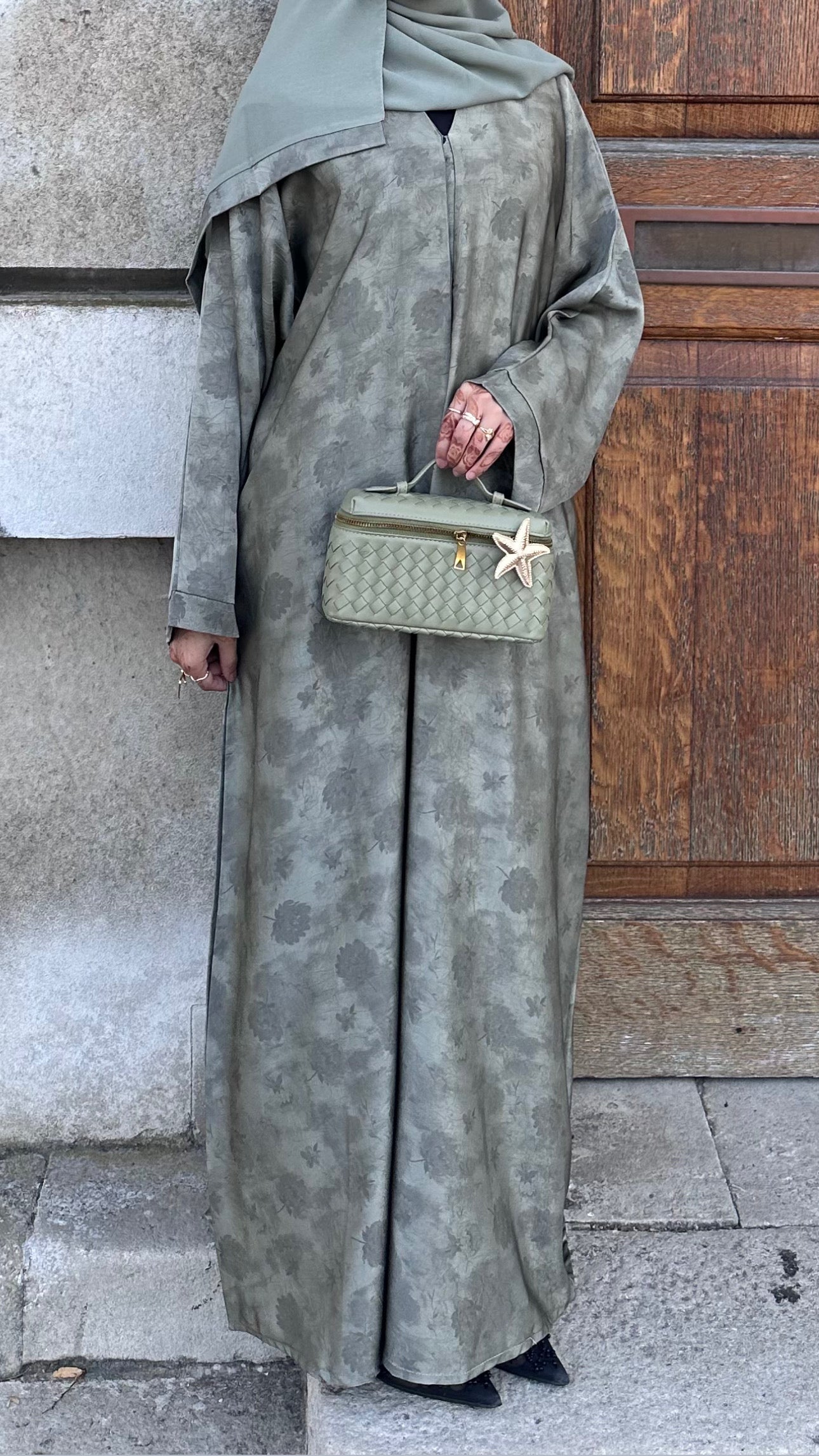 Sage Mukka Petal Abaya