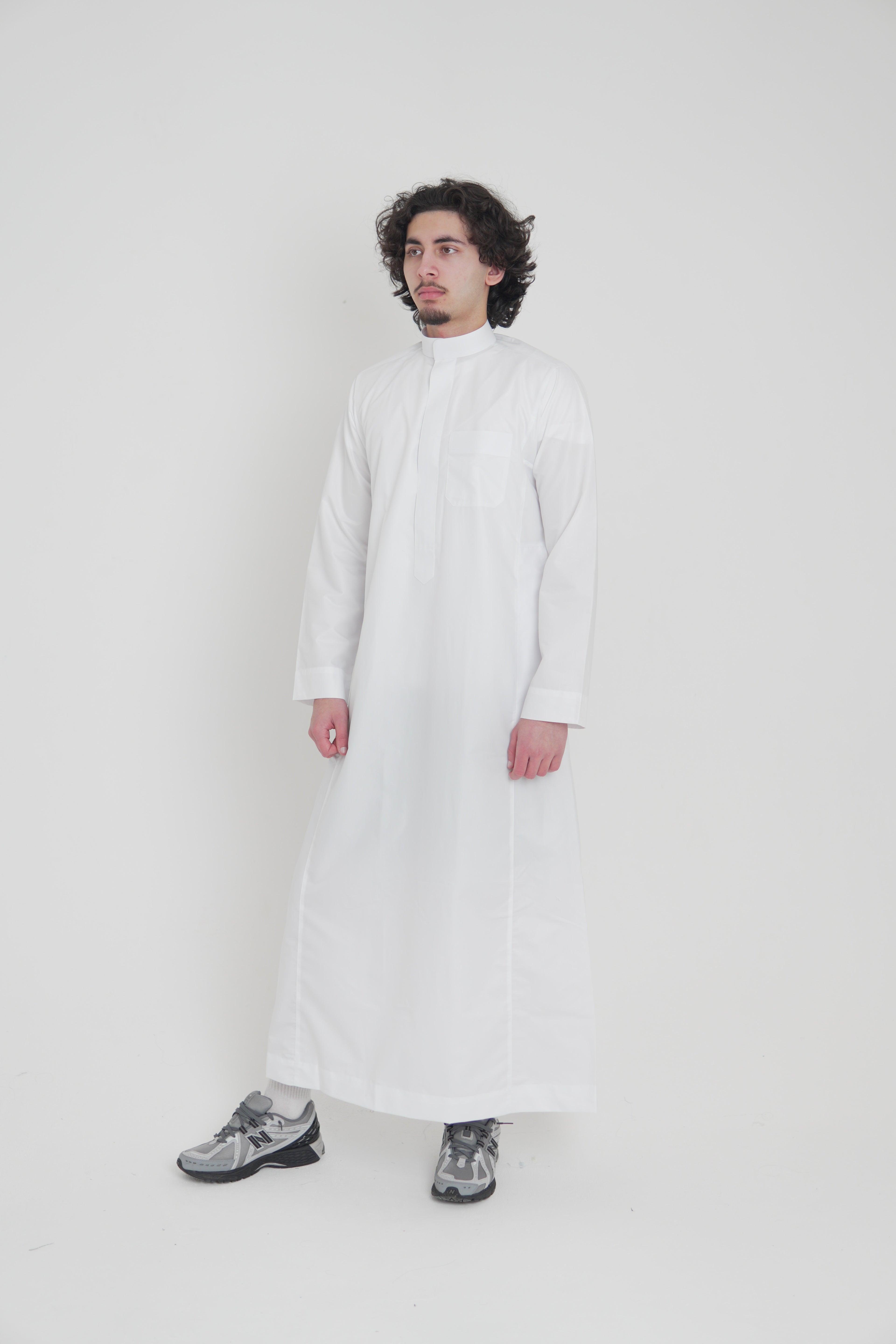 Classic White Saudi Thobe