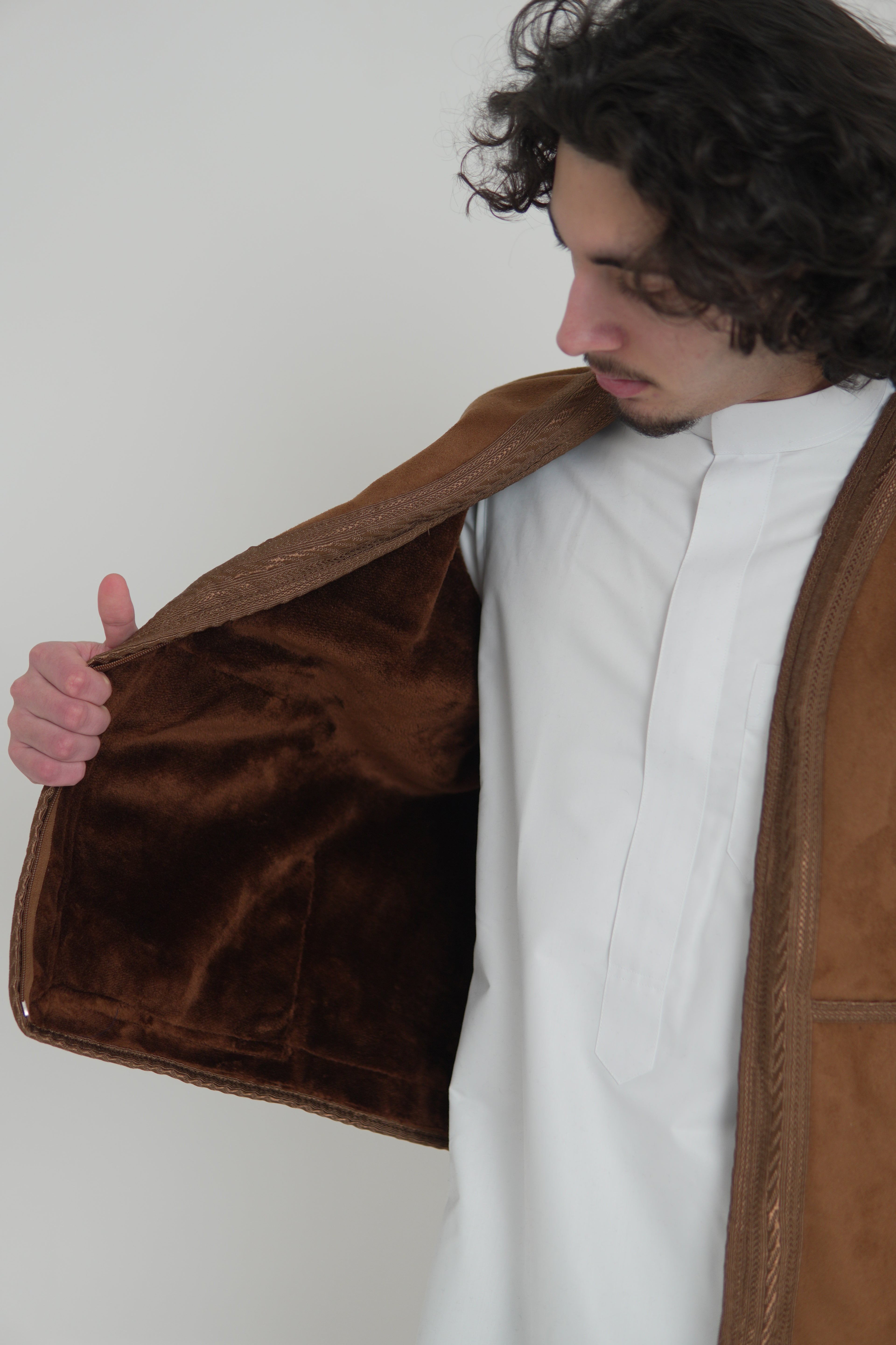 Brown Farwa Gilet - Men's Bodycoat