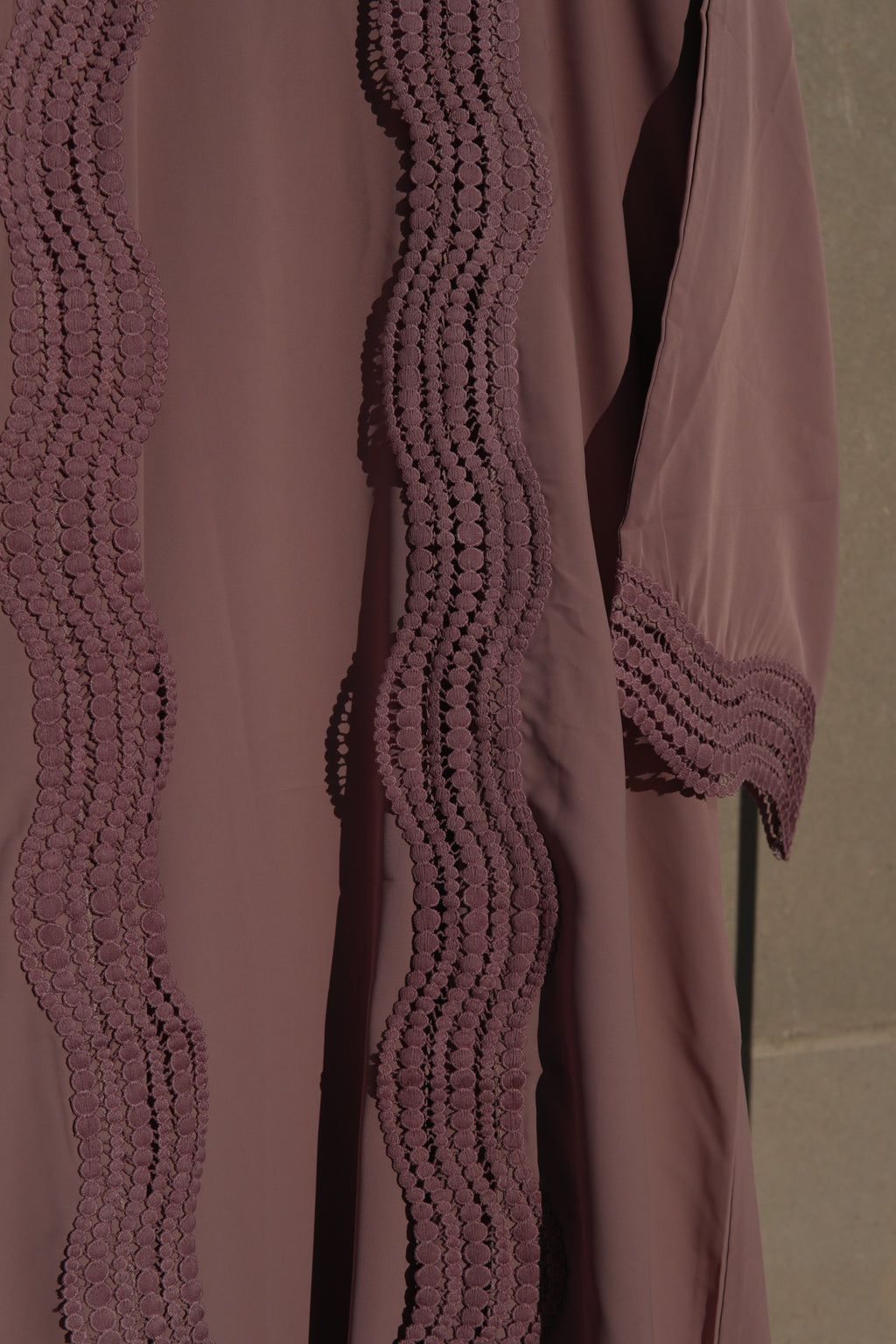 Zunaira Lace Abaya 4 Piece Set – Pink Abaya with Hijab, Slip Dress & Rope