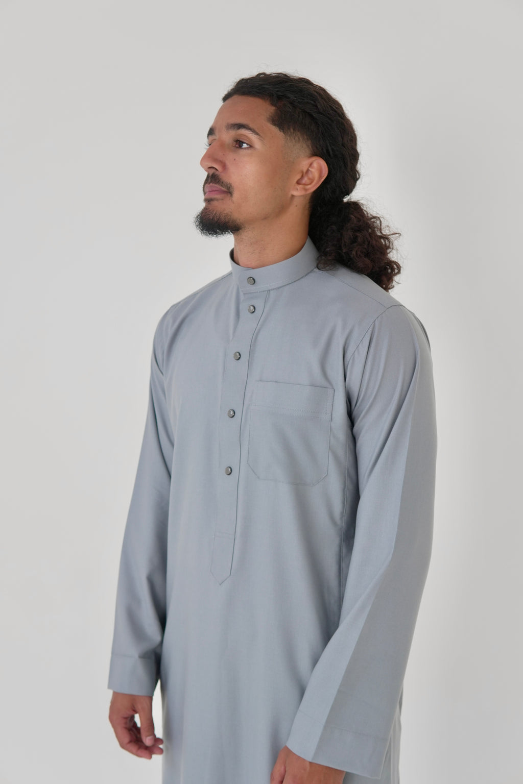 Classic Light Grey Saudi Thobe