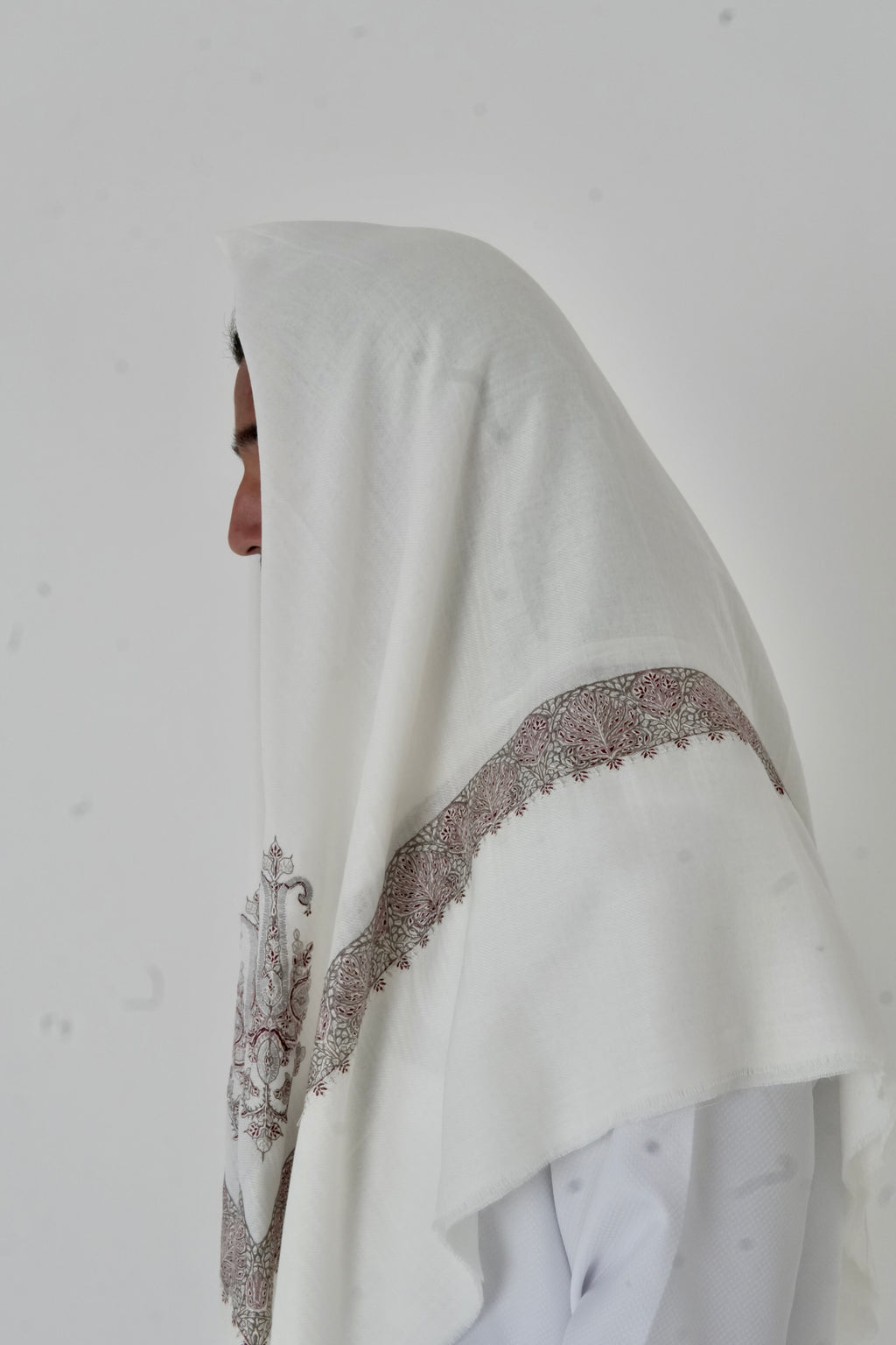Ivory Yemeni Shemagh