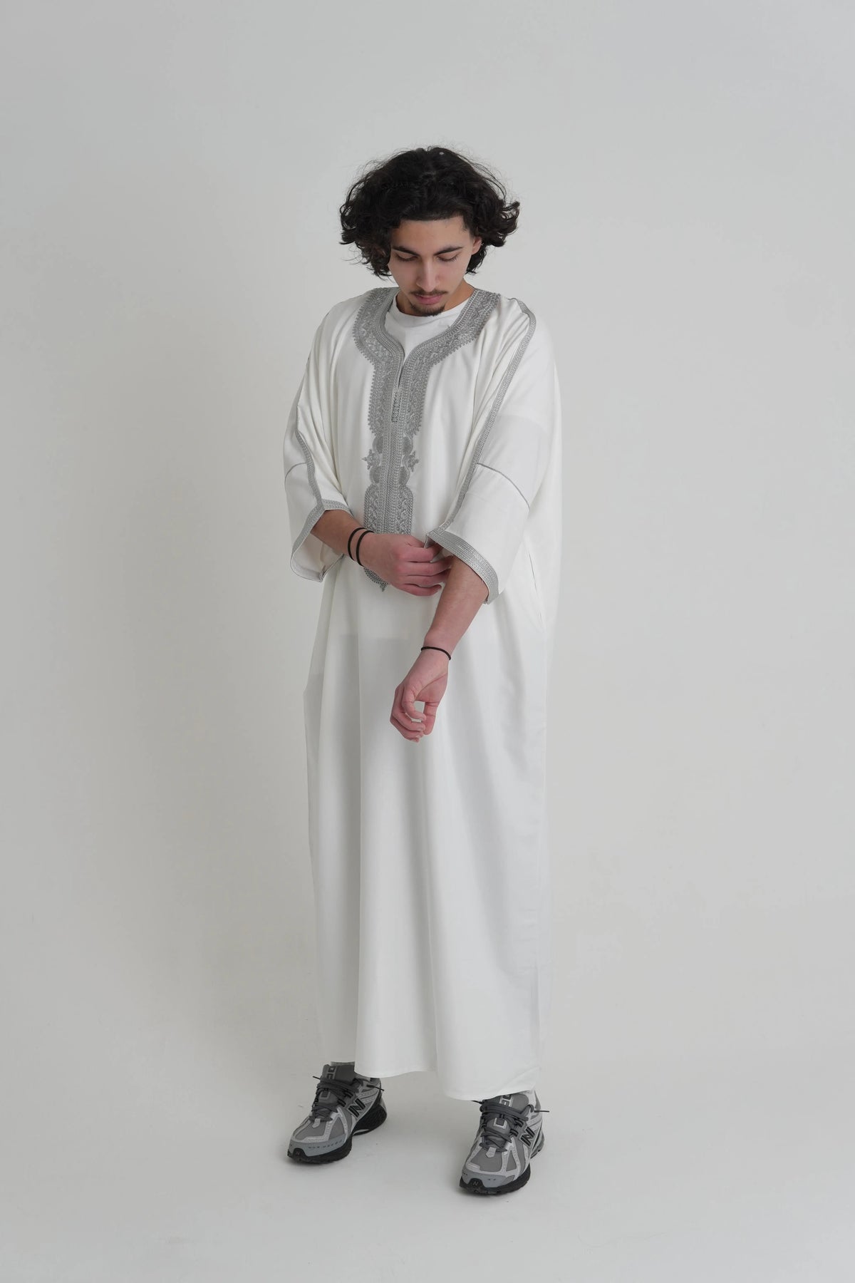 White & Grey Gandoura product detail – From #1 Shop YAZIR – YAZIRCO