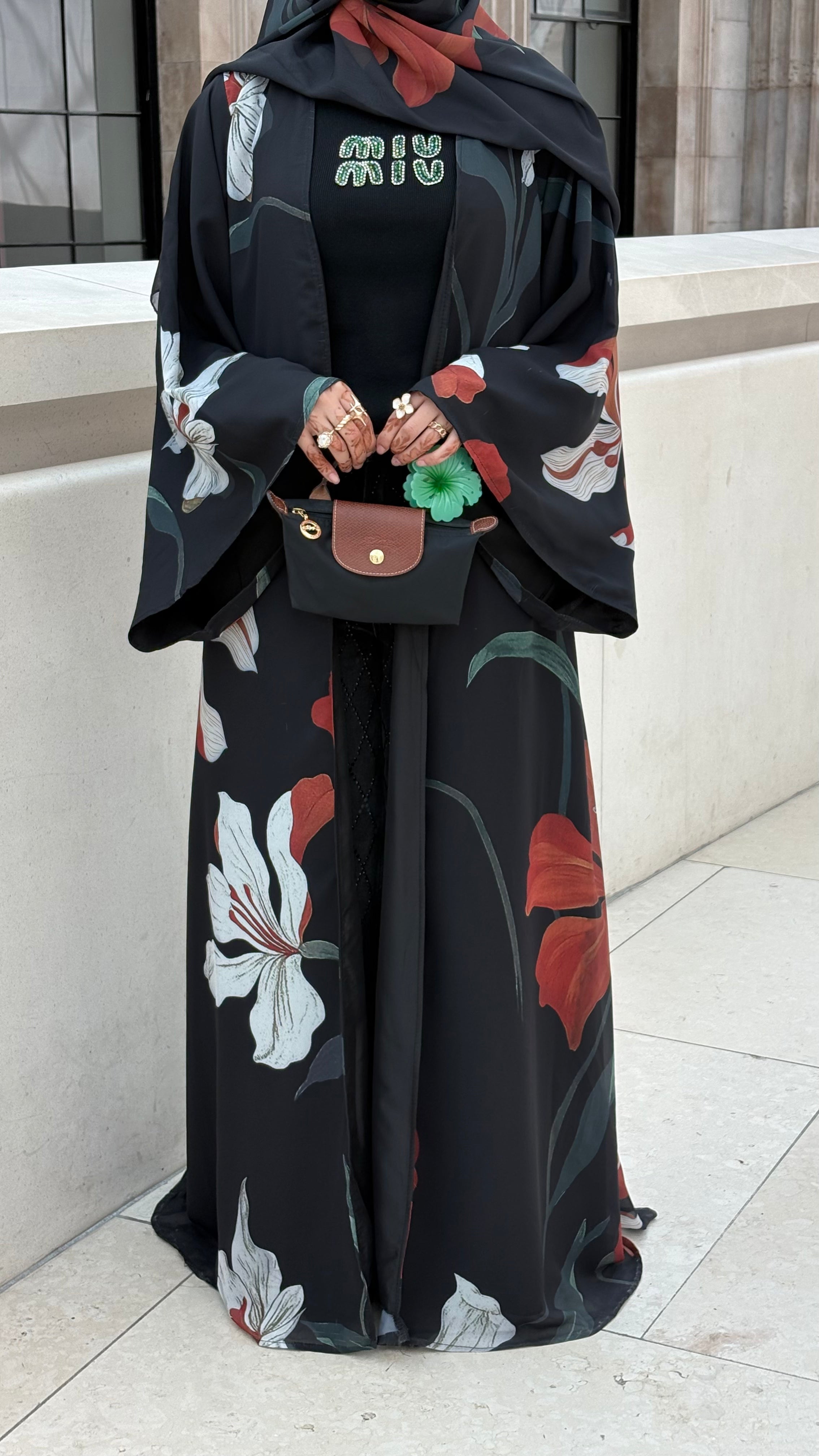 Nyla Petal Abaya — Black Floral