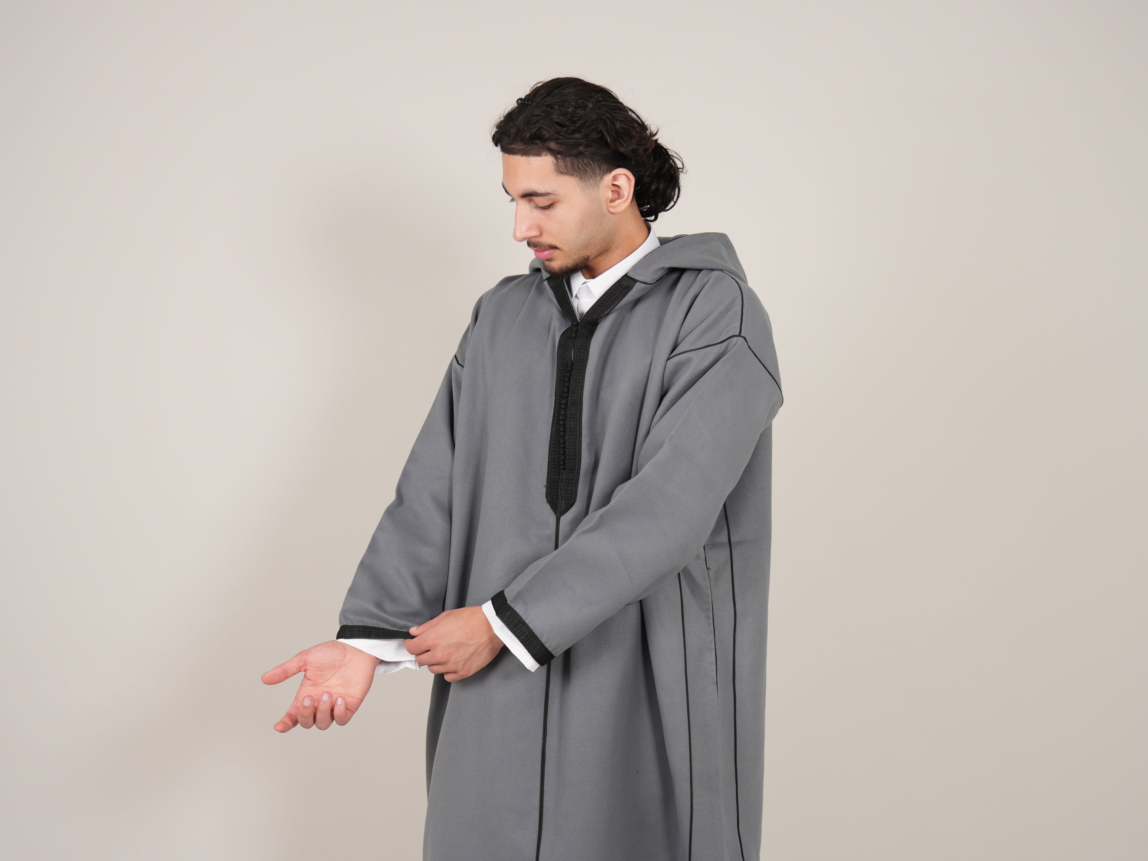 Grey & Black Moroccan Djellaba Thobe - Luxury Jubbah Made in Morocco - YAZIR
