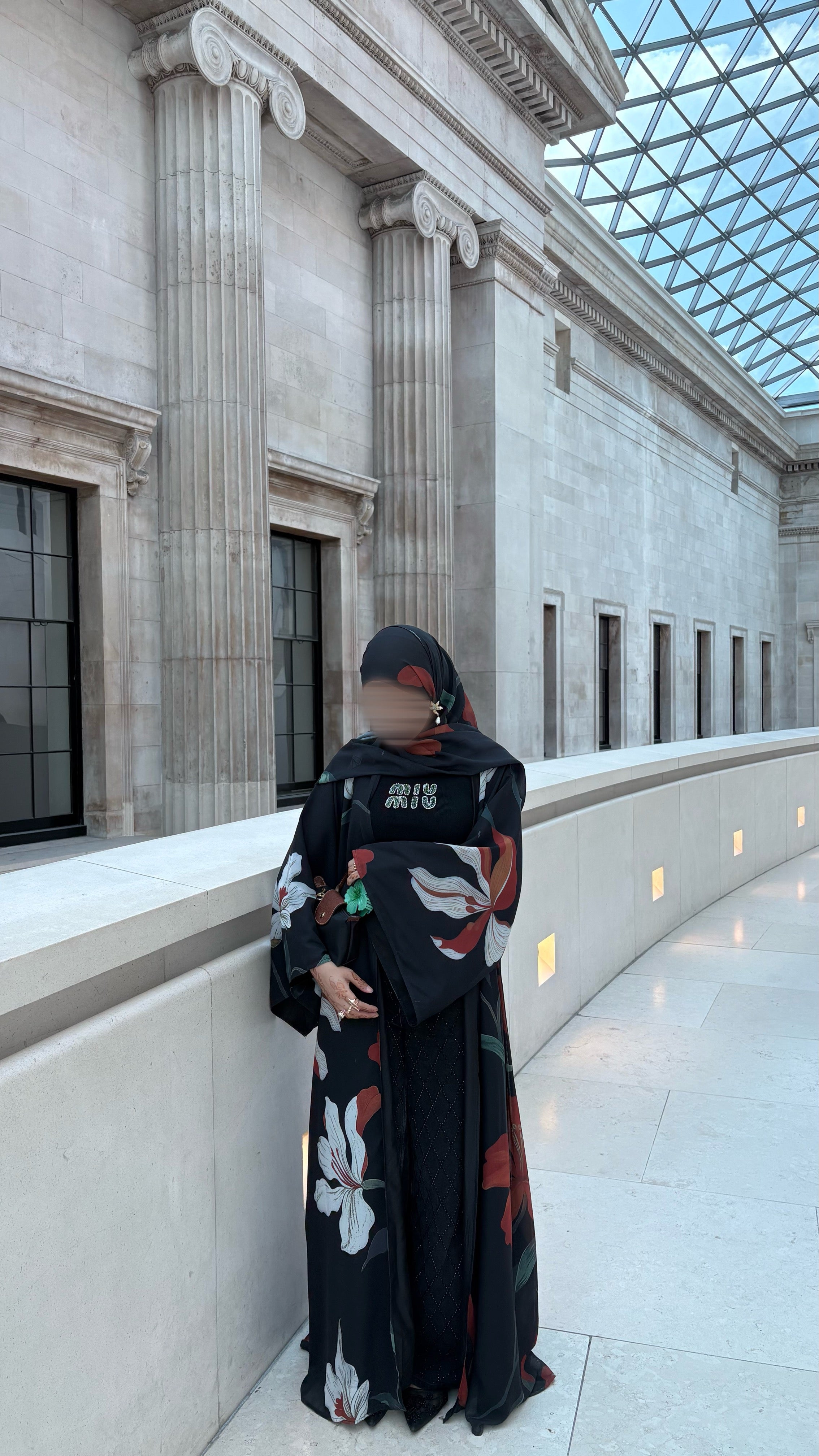 Nyla Petal Abaya — Black Floral
