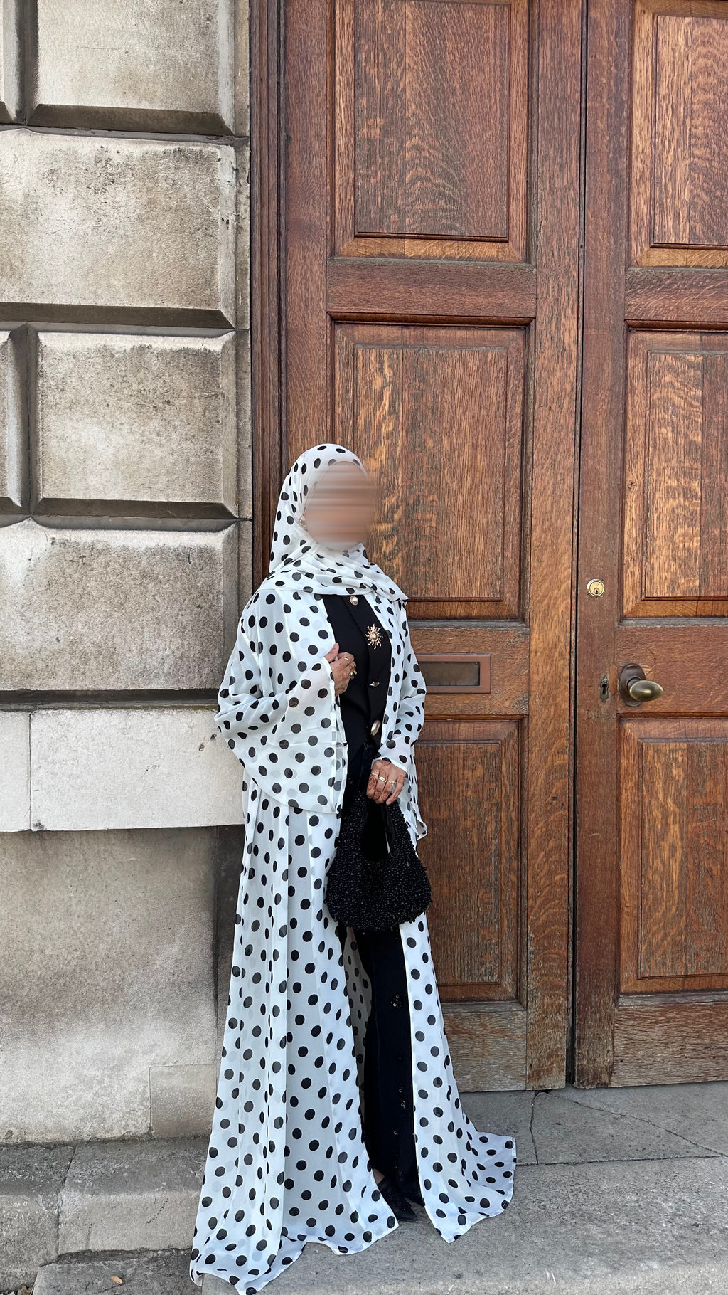 Mina Dot Abaya