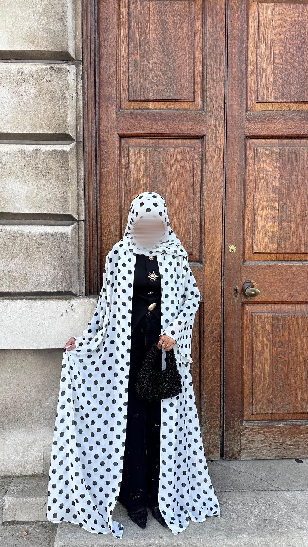 Mina Dot Abaya